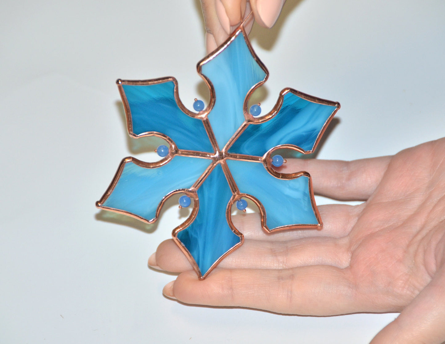 Stained Glass Snowflake Ornament – Christmas Window Hanging Suncatchers – Handmade Holiday Decor – Winter Gift – Frosted Glass Decoration