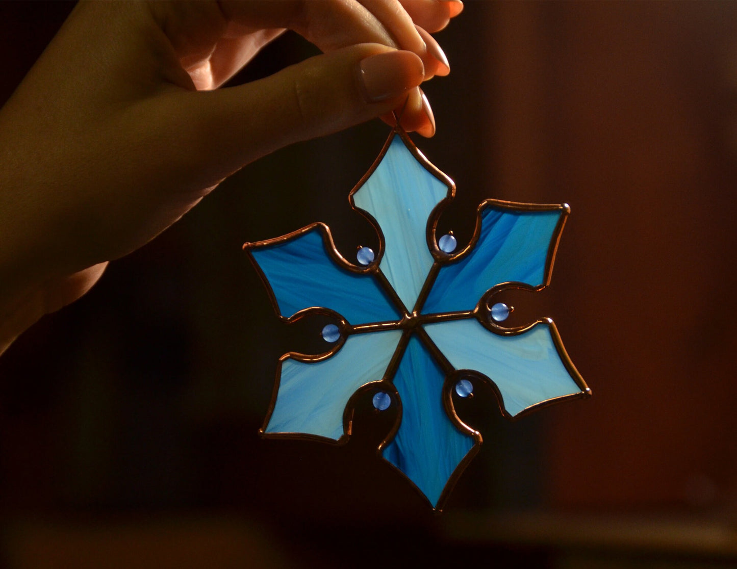 Stained Glass Snowflake Ornament – Christmas Window Hanging Suncatchers – Handmade Holiday Decor – Winter Gift – Frosted Glass Decoration
