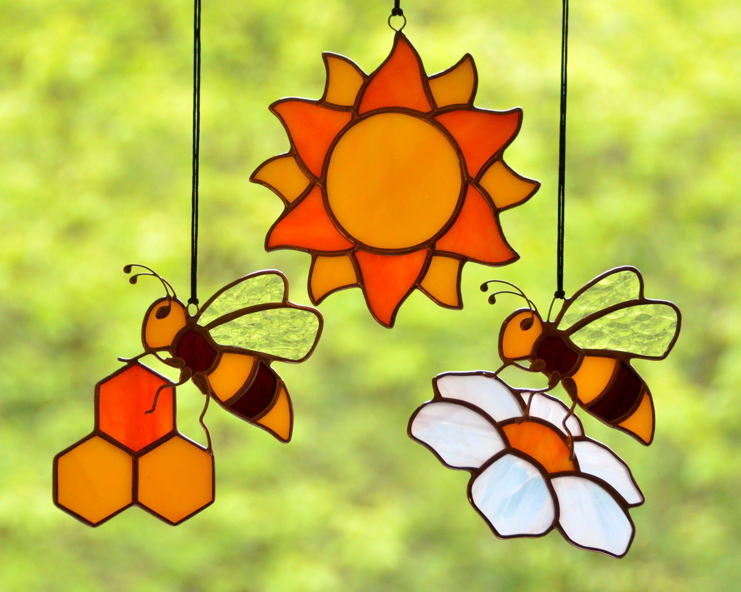 Stained glass hanging bee suncatcher for window